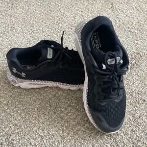Under Armour HOVR Infinite 3